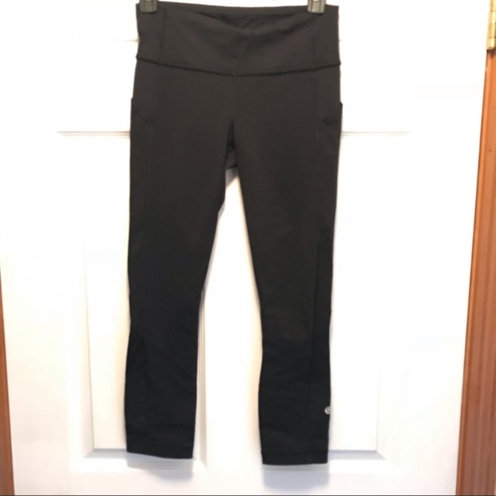 Lululemon pace rival crop